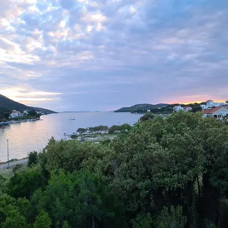Campsite Camp Andrija Svircic *